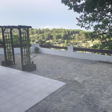 Vue Magnifique, Jardin Et Petit Cocon En Provence Apartment Peypin Exterior photo